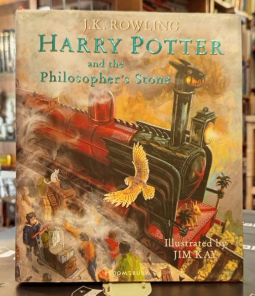 Rowling J.K. Harry Potter and the Sorcerer's Stone: The Illustrated Edition Illustrated by Jim Kay 153348.