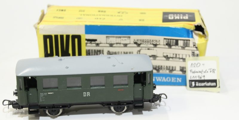 PIKO Osobowy Podmiejski DR 2-osiowy 531-431 211969.