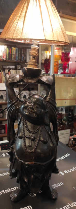 Lampa stołowa z rzeźbioną postacią Buddy (Budai) – drewno rzeźbione – orient [prezent]                 212107.
